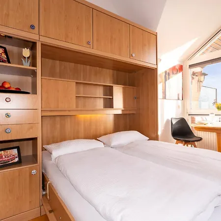 Tonis Bude Appartement *